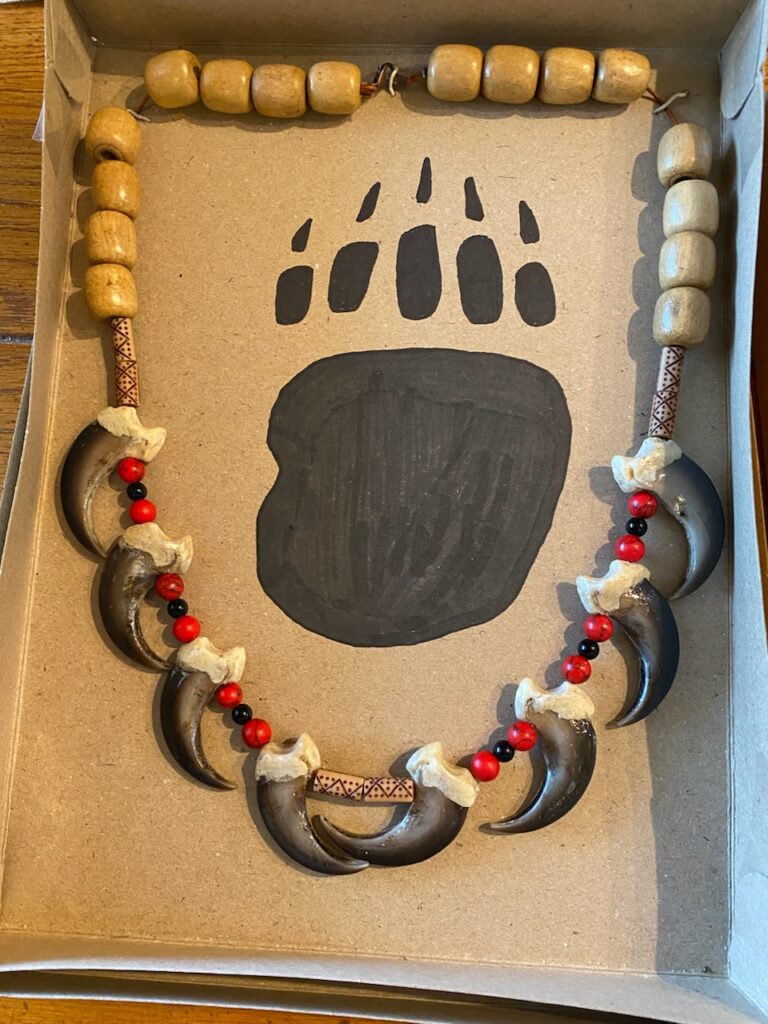 3716748A-2338-4D42-A84D-15E7642D6191