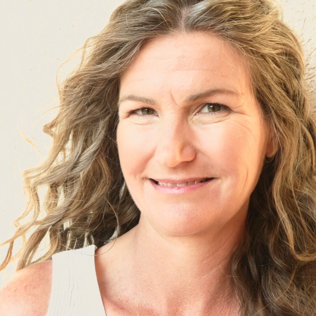 kirsten headshot